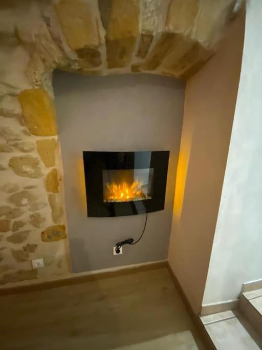 La + Belle Chambre Voutee Au Coeur De Montpellier Esterno foto